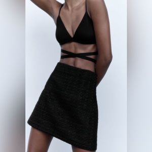 Black Zara mini skirt